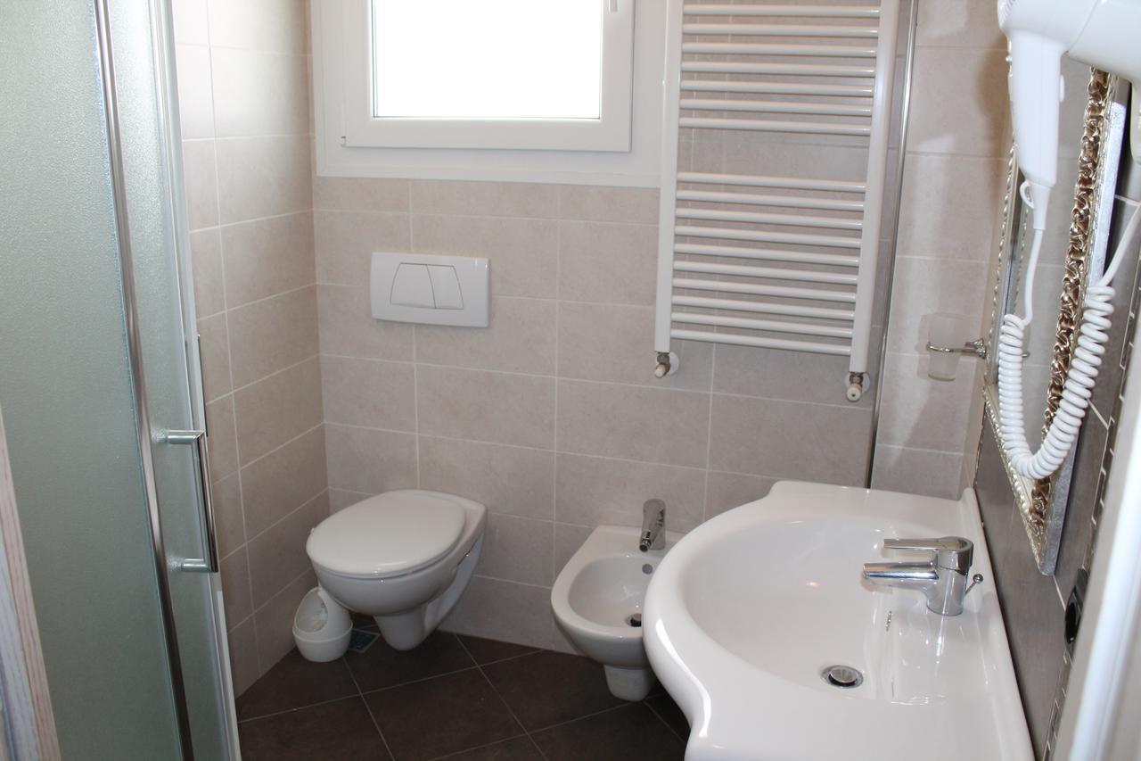 Hotel Oblio Rimini Dış mekan fotoğraf