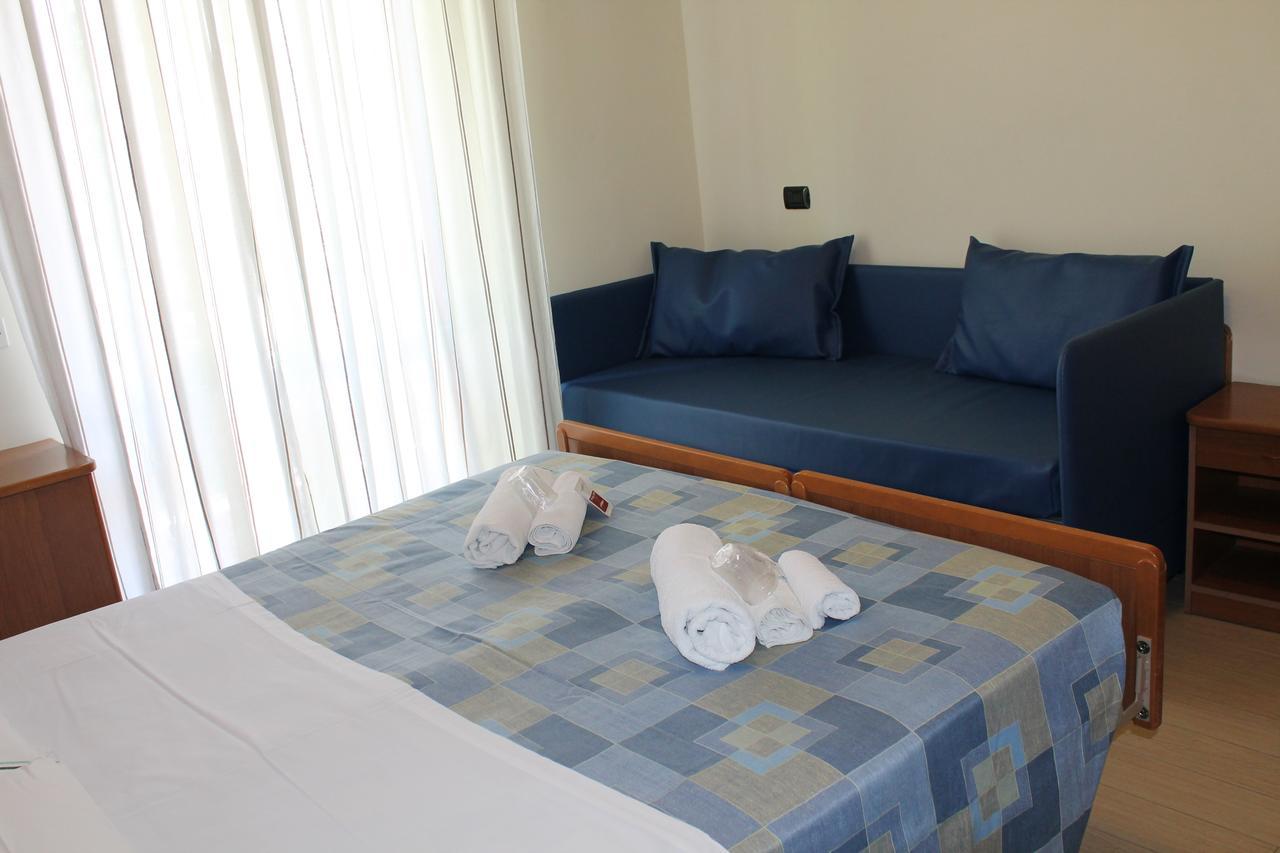 Hotel Oblio Rimini Dış mekan fotoğraf